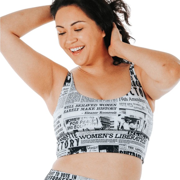Yoga Democracy Limitless Sports Bra Feminist News Print Size XL